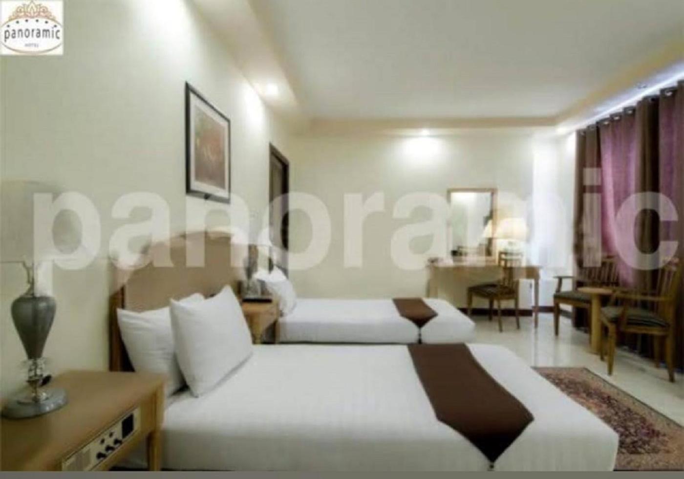 Panoramic Hotel Lahore Bagian luar foto